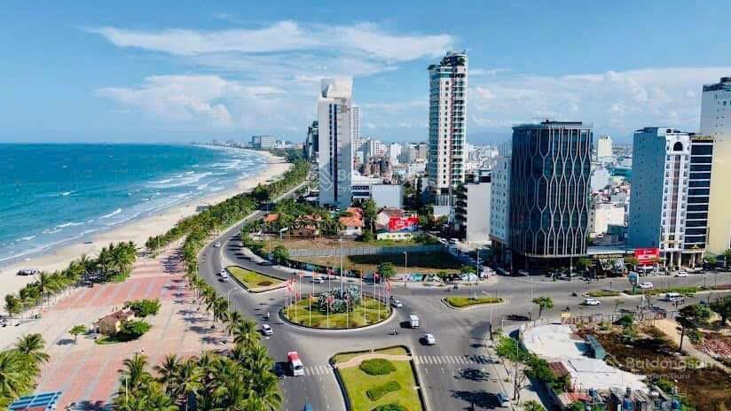 Bán đất đường to 60m ngô quyền dt 125m2 vị trí đẹp 3 tầng