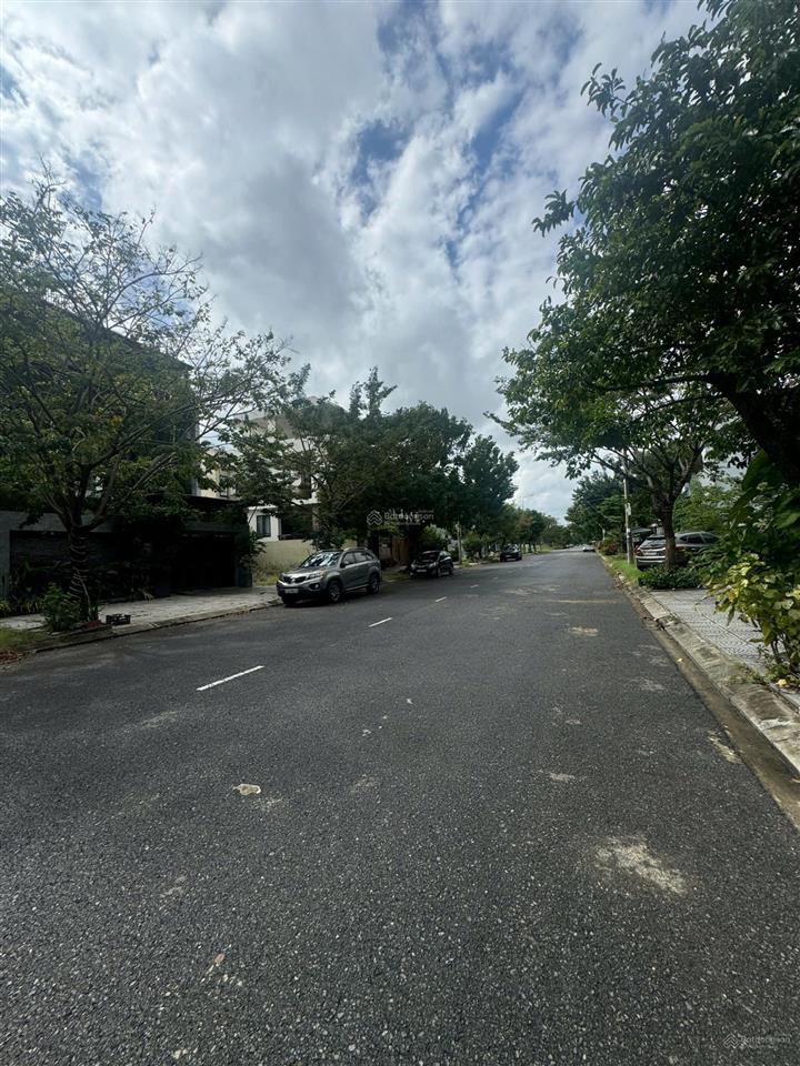 Bán đất đường 10m5 nguyễn đăng giai  gần biển vị trí đẹp dt 90m vị trí đẹp