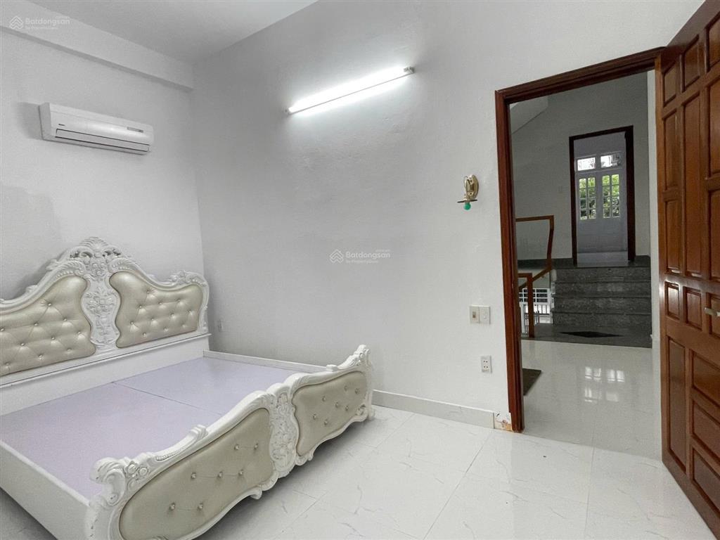 Chính chủ cần bán đất đường nguyễn thị hồng kèm nhà 3 tầng mới 99%