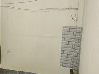 Cho thuê phòng trọ 1,2 tr/tháng  nl, đh  kcc, vskk tại ngô xuân quảng hvnn