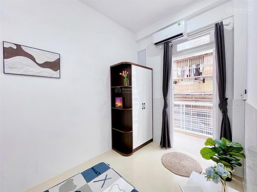 Căn hộ 2pnban côngmáy giặt riêng4ng4xe ngay pullman,bùi viện,đh hoa sen,văn lang,đh mở,hub q1