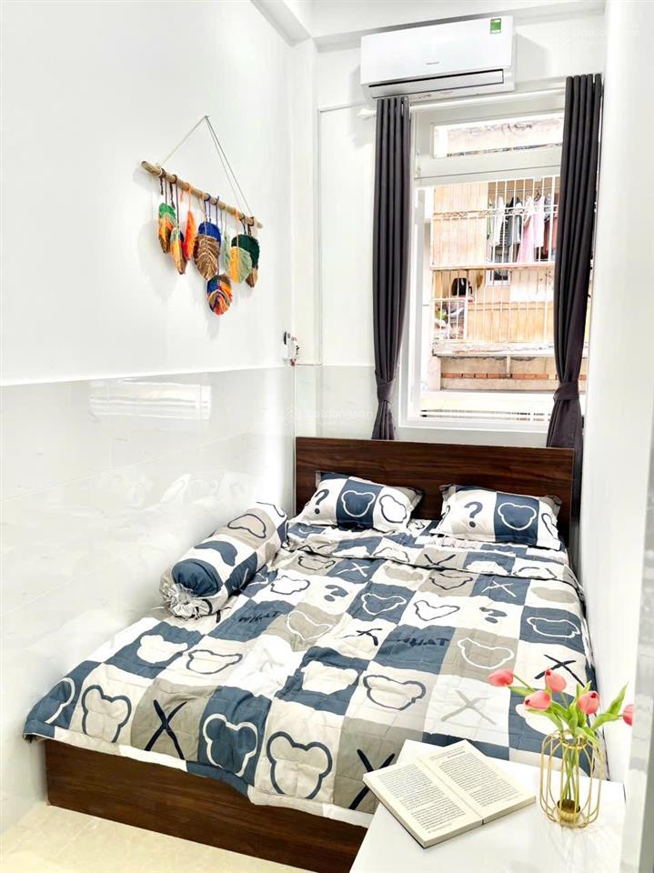 Căn hộ 2pnban côngmáy giặt riêng4ng4xe ngay pullman,bùi viện,đh hoa sen,văn lang,đh mở,hub q1