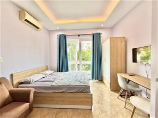 Căn hộ ban công full nt thang máy,hầm xe ngay chợ tân định,cv lê văn tám,đh uehisb,uah,ussh q1