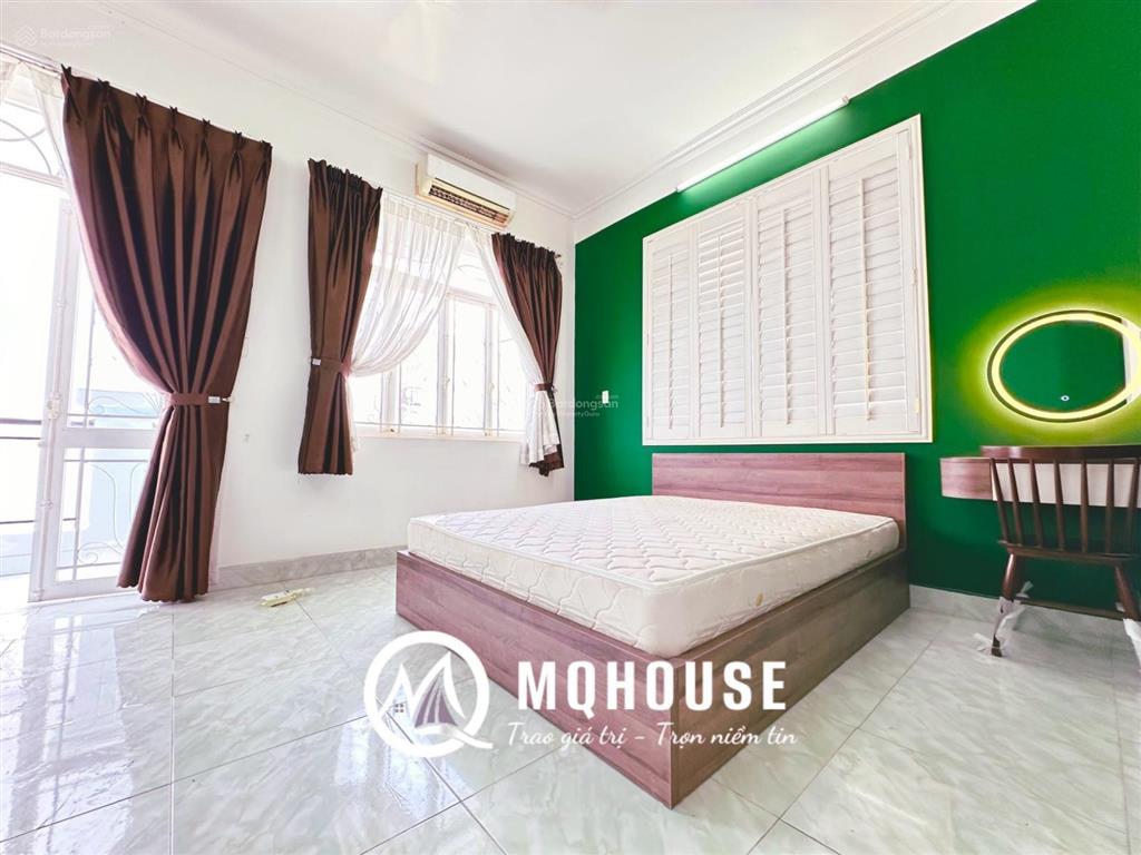 Căn hộ 1pn ban công máy giặt riêng dt 50m2 ngay vòng xoay dân chủ, ga sg, hà đô, cầu lê văn sỹ q3