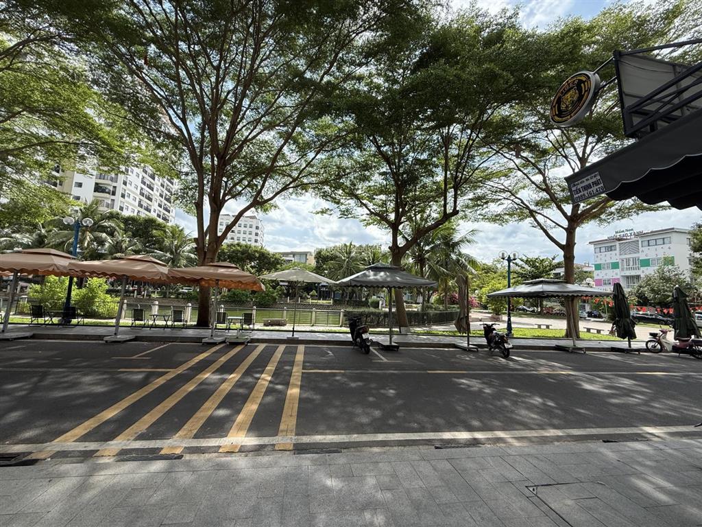 Bán căn shophouse ct3 vĩnh điềm trung view hồ vị trí siêu đẹp trung tâm, đã ra sổ hồng. mặt tiền 6m