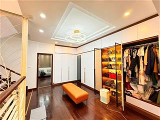 Bán nhà tây sơn  thái hà, 38m² x 5t, 3 ngủ, ô tô đỗ sát cổng, nhà mới full nt ở ngay