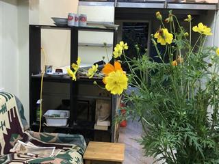 Chính chủ bán nhà vườn đẹp 60m2 trên 400m2, điện nước, điều hòa, phố âu cơ, 4 tỷ