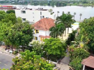 Villa góc 2mt nguyễn văn hưởng view sông . tiện ở hoặc làm văn phòng, cty , nhà hàng