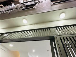 Bán nhà lê thanh nghị 30m x 5 tầng.sổ đỏ.giá 6.100