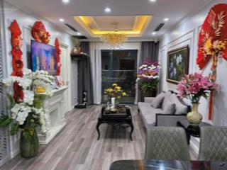 Gia đình cần bán 1 căn 2 ngủ 70m giá hơn 5 tỷ và 1 căn 2 ngủ 77m giá nhỉnh 6 tỷ tại roman plaza th