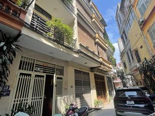 Ô tô đỗ cửa, 3 mặt thoáng  nguyễn văn huyên, chùa hà, cầu giấy. 38 m2  4 tầng  10,9 tỷ