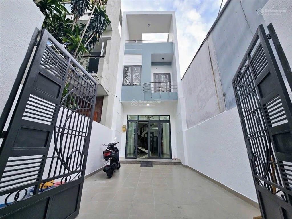 Siêu phẩm 3 tầng mới tinh tặng full nội thất tân thới nhất q12 hxh 91m2 giá chỉ hơn 6 đồng.