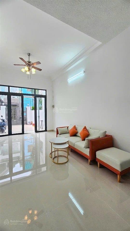 Siêu phẩm 3 tầng mới tinh tặng full nội thất tân thới nhất q12 hxh 91m2 giá chỉ hơn 6 đồng.