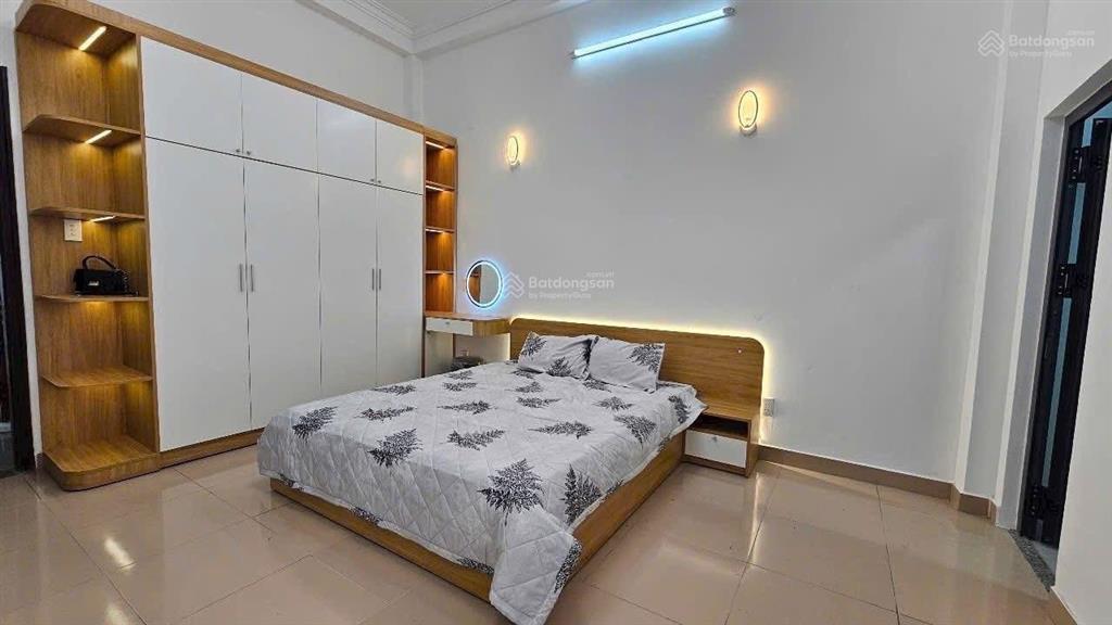 Siêu phẩm 3 tầng mới tinh tặng full nội thất tân thới nhất q12 hxh 91m2 giá chỉ hơn 6 đồng.