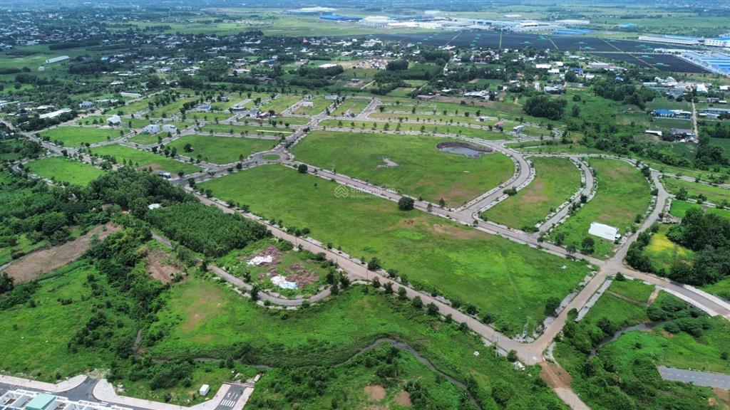 Tdc sonadezi (cđ  br  vt), nền đất 100 m2 nối chục đường chính. giá tốt