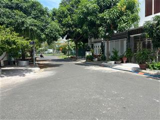 Đất khu đô thị phước long a dt 90m2 cách thích quảng đức 50m đường 12m