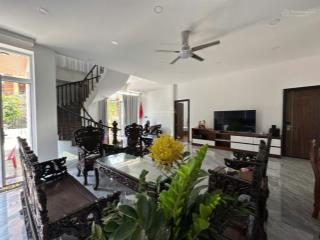 Biệt thự cao cấp ocean view nha trang dt 375m2 ngang 15m cách biển 500m