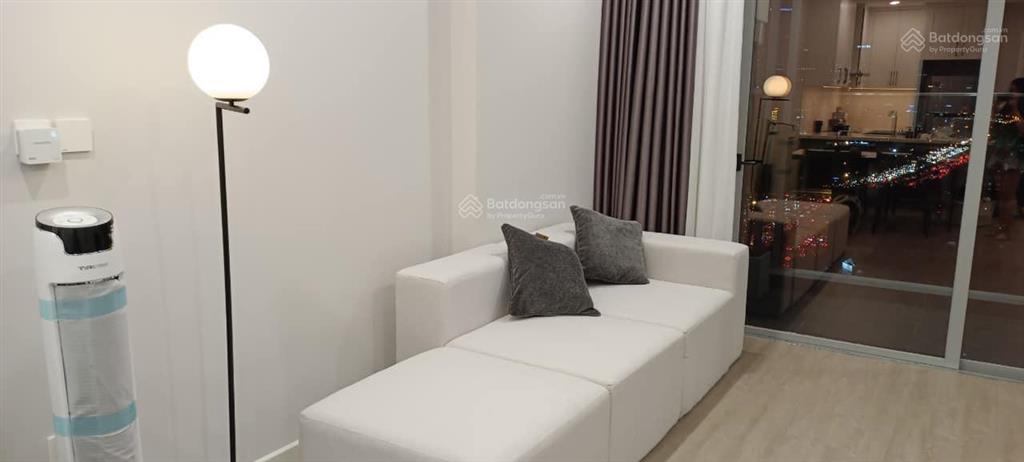 Bán căn hộ cc az sky định công  dt 78m2, 2 phòng ngủ, 2 vs, giá 5.5tỷ