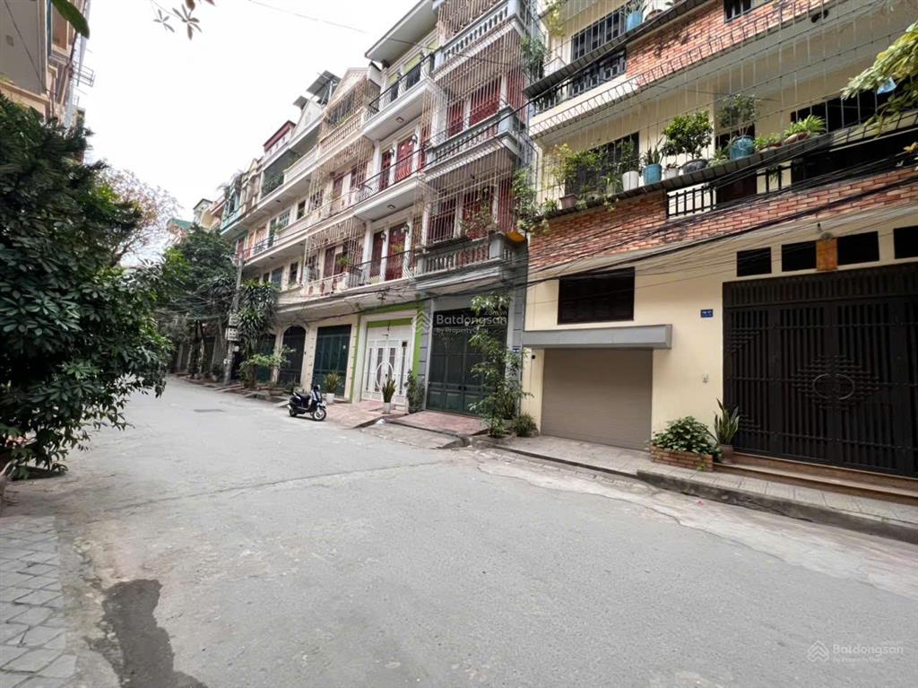 Bán nhà phân lô kdt đại kim định công, dt 51m2, 4 tầng, thiết kế 2 mặt thoáng, mặt tiền 4m