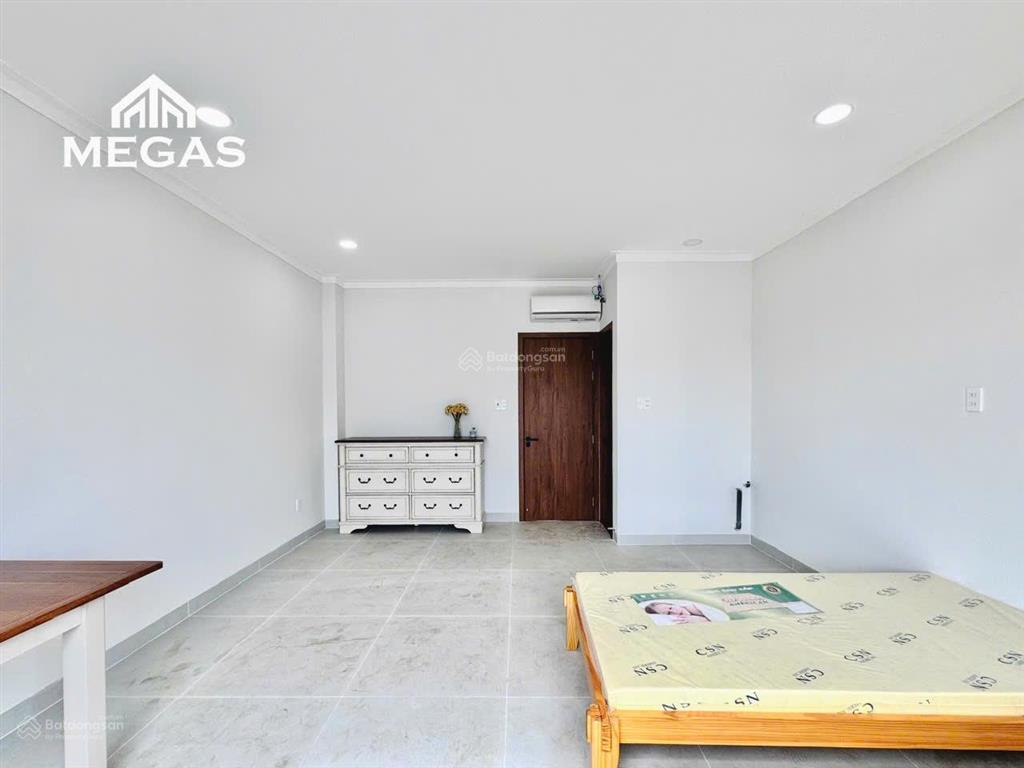 Khai trương studio  ban công thoáng  sang xịn  ngay ngã tư thủ đức