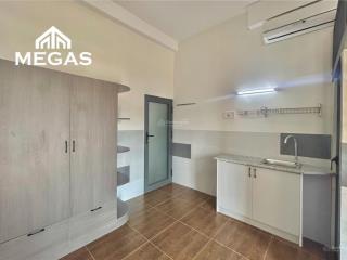 Trống phòng nội thất cơ bản máy lạnh  ngã tư thủ đức  vincom lê văn việt