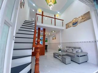 Bán nhà mới 100% ngay tỉnh lộ 10  sổ riêng công chứng ngay  giá 1,86 tỷ