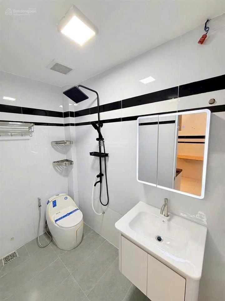 Chỉ 1,7 tỷ có ngay nhà mới 1 lầu, 2pn ngay chợ liên khu 5  6, bình tân  thương lượng chính chủ