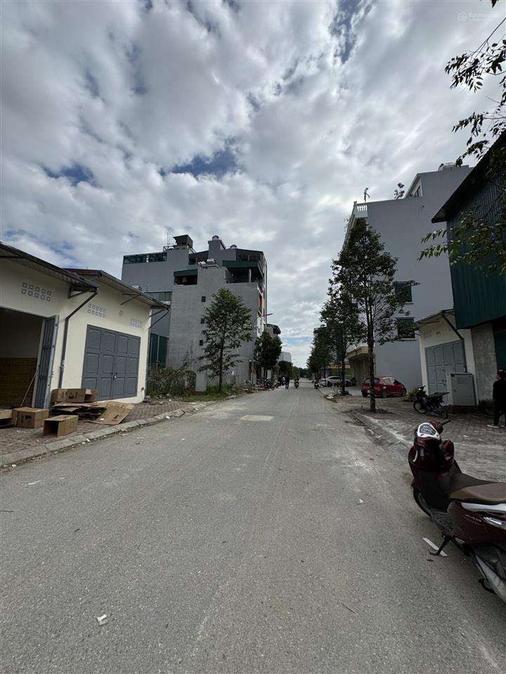 Bán đấu giá phú lương 62.5m 5m mặt tiền cpxd 7 tầng thang máy11.5 tỷ sổ a4