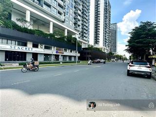Tòa building văn phòng mt đường tạ hiện, 5x22m, 8 tầng có hầm, giá 28 tỷ thương lượng, tin thật