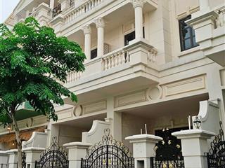 Biệt thự phố phan xích long  10x20m  hầm 4 lầu  ngộp bank cần bán gấp  giá 44 tỷ