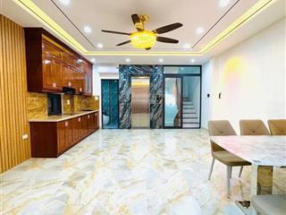 Bán nhà đẹp thang máy nguyễn văn cừ long biên hà nội 50m2