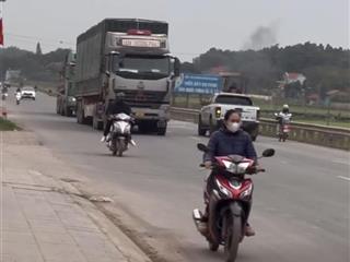 Kinh doanh bất chấp đường nhiều ô tô tránh 647m2 bán đất thị trấn vôi lạng giang bắc giang