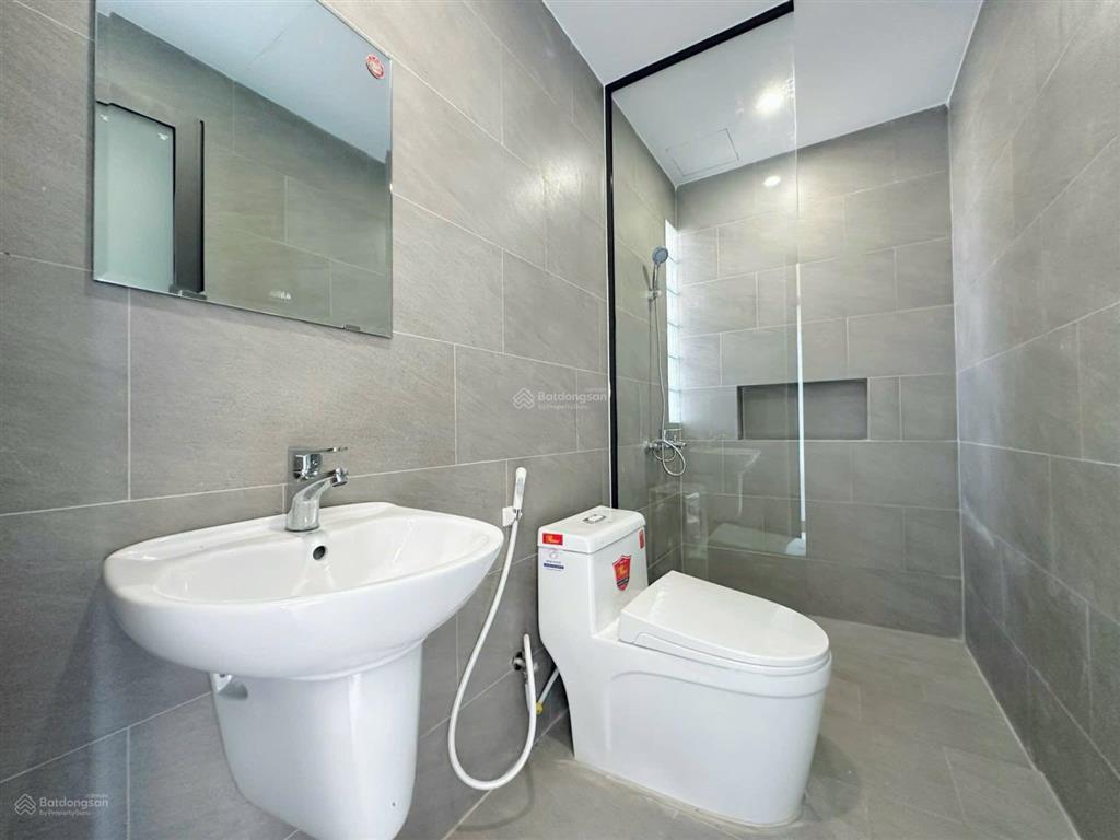 Cho thuê duplex ban công ngay đh tài chính marketing, đh fpt, gần khu công nghệ cao thủ đức