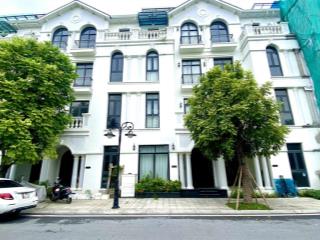 Liền kề ngọc trai khu đóng vip nhất ra vào có cổng an ninh bảo vệ 24/7 tại vinhomes oceanpark 1