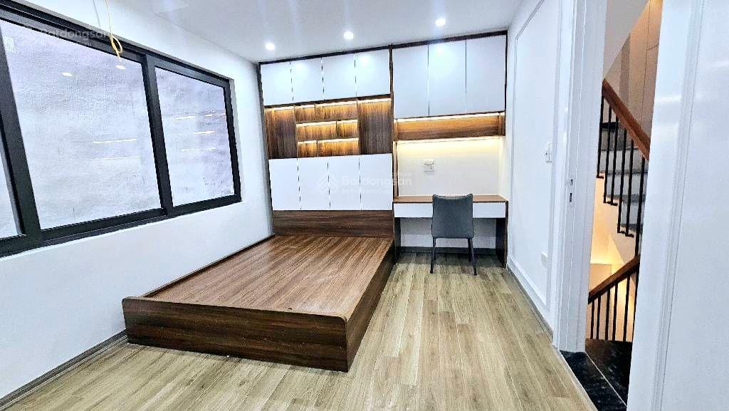 Vương thừa vũ  phân lô  5 tầng thang máy, 47m2, mt4m. giá 13,8 tỷ.