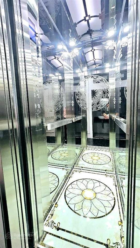 Vương thừa vũ  phân lô  5 tầng thang máy, 47m2, mt4m. giá 13,8 tỷ.