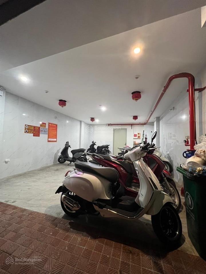 Ccmn  hoàng văn thái, phân lô  ôtô thông  86m 2 x 7 tầng thang máy. giá 26,8 tỷ