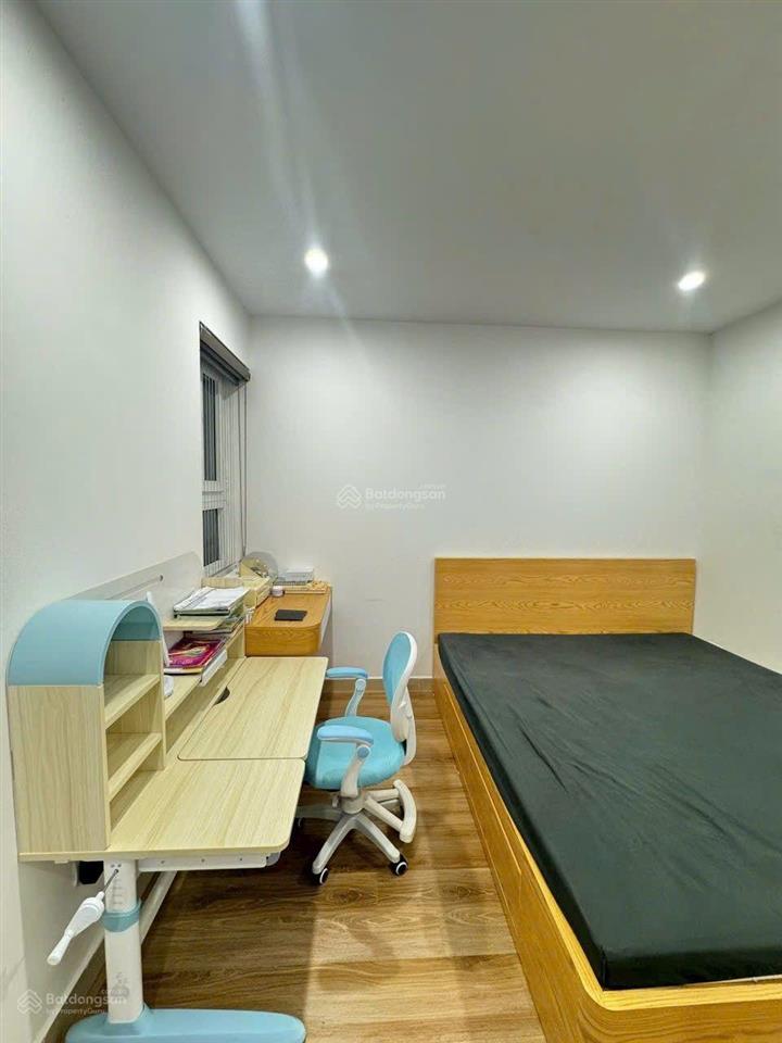 Căn hộ mipec hà đông, sổ đỏ 60m2, 2 phòng ngủ 2vs, full nội thất mới và đồ điện tử.  0939 922 ***