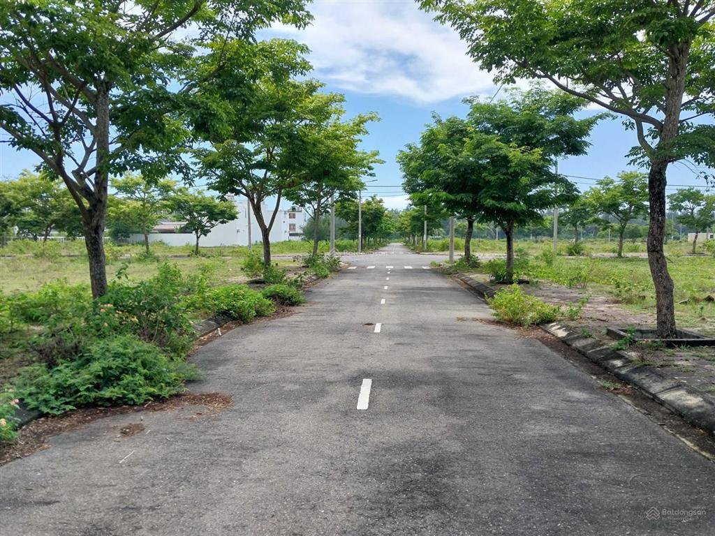 Chính chủ cần tiền bán gấp lô kđt green city giá rẻ nhất dự án