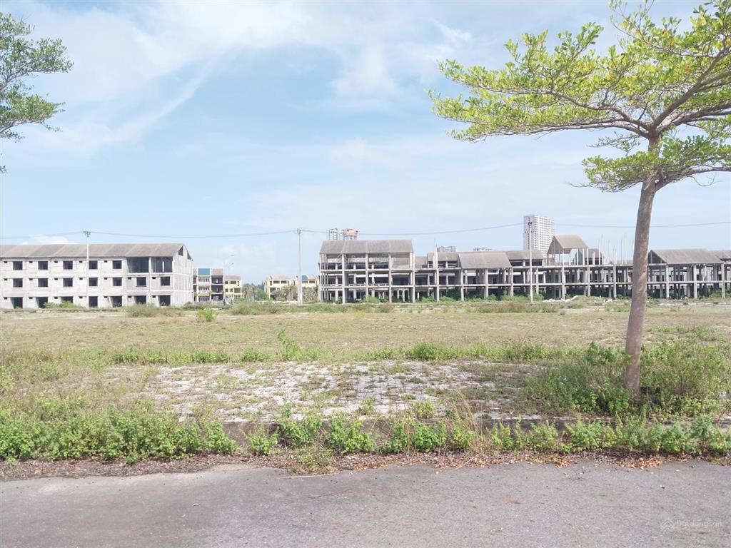 Lô giá tốt, vị trí đẹp tại khu đô thị số 7b. đối diện đất quảng riverside