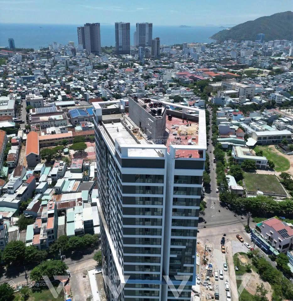 Chuyển nhượng căn hộ phú tài central life  giá 1tỷ250triệu  sổ sẵn lâu dài  tặng gói nội thất