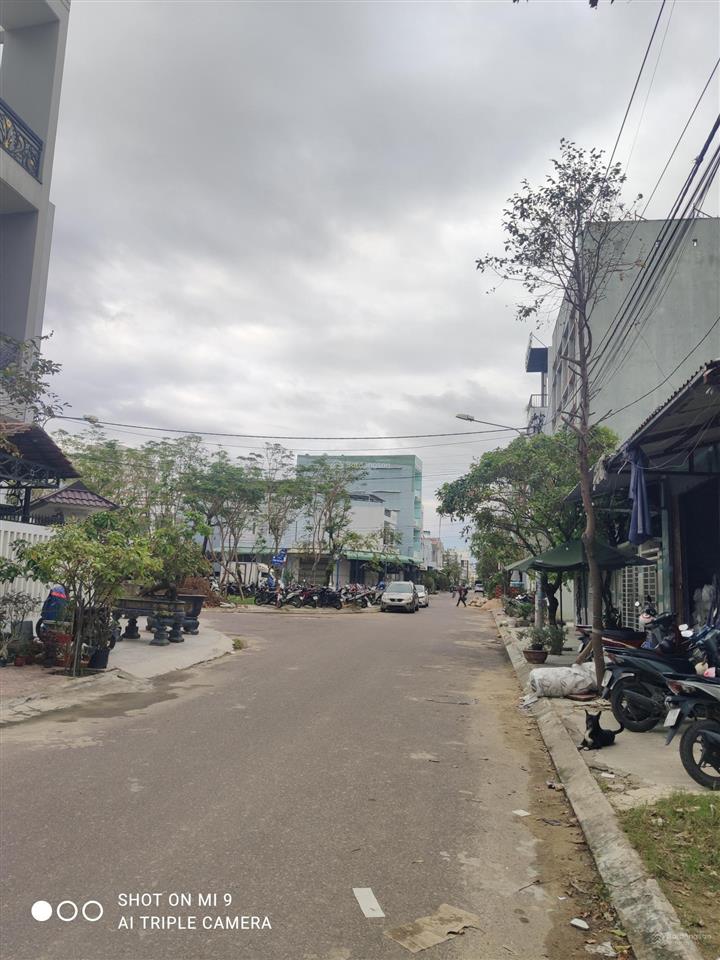 Bán đất mặt tiền đường lê đình lý, view công viên