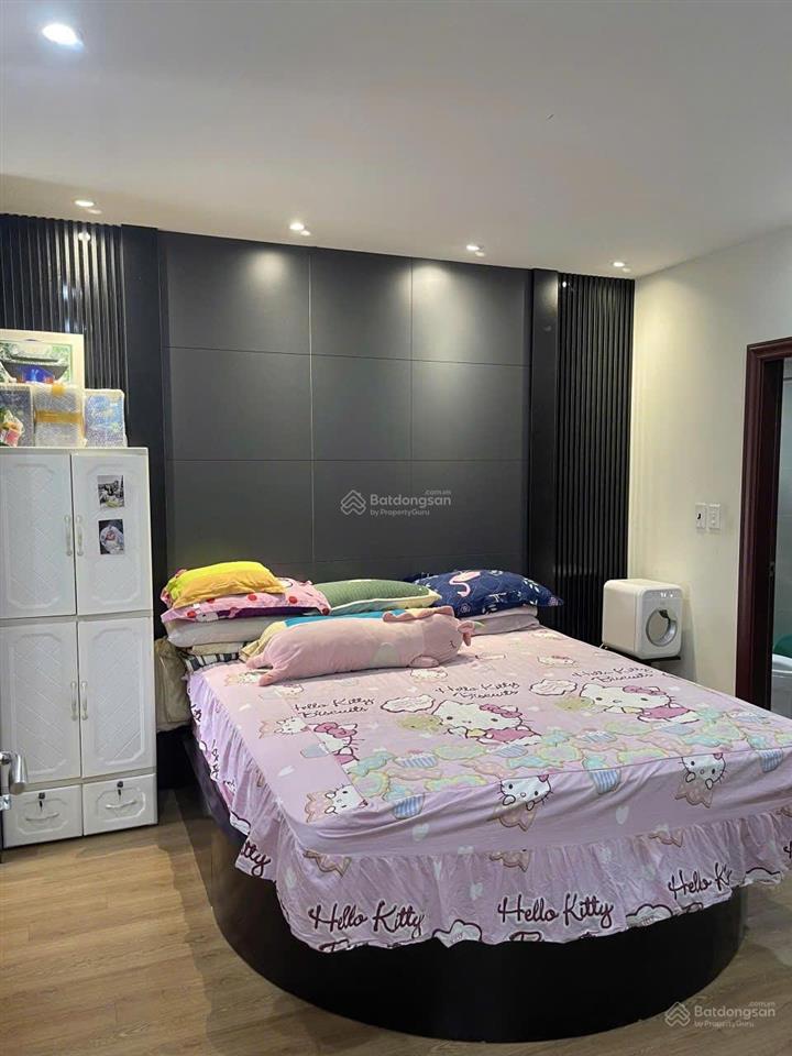 Chính chủ bán căn hộ b11 nam trung yên 70m2 2n2vs full nội thất, cách keangnam 300m, có slot 5,3 tỷ