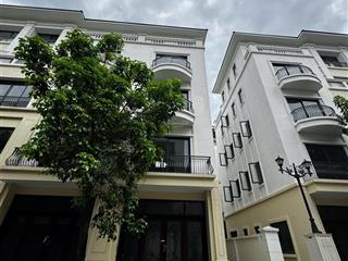 Cần tiền bán gấp xẻ khe san hô sát hồ tạo sóng giá 12,5 tỷ