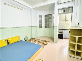 Phòng lầu 1, tách bếp, ban công, 30m2  trường chinh, q12