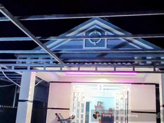 1,6 tỷ nhà mới xây ngay gần bên chợ,ủy ban truông mít 8x34m có thổ cư 100m2