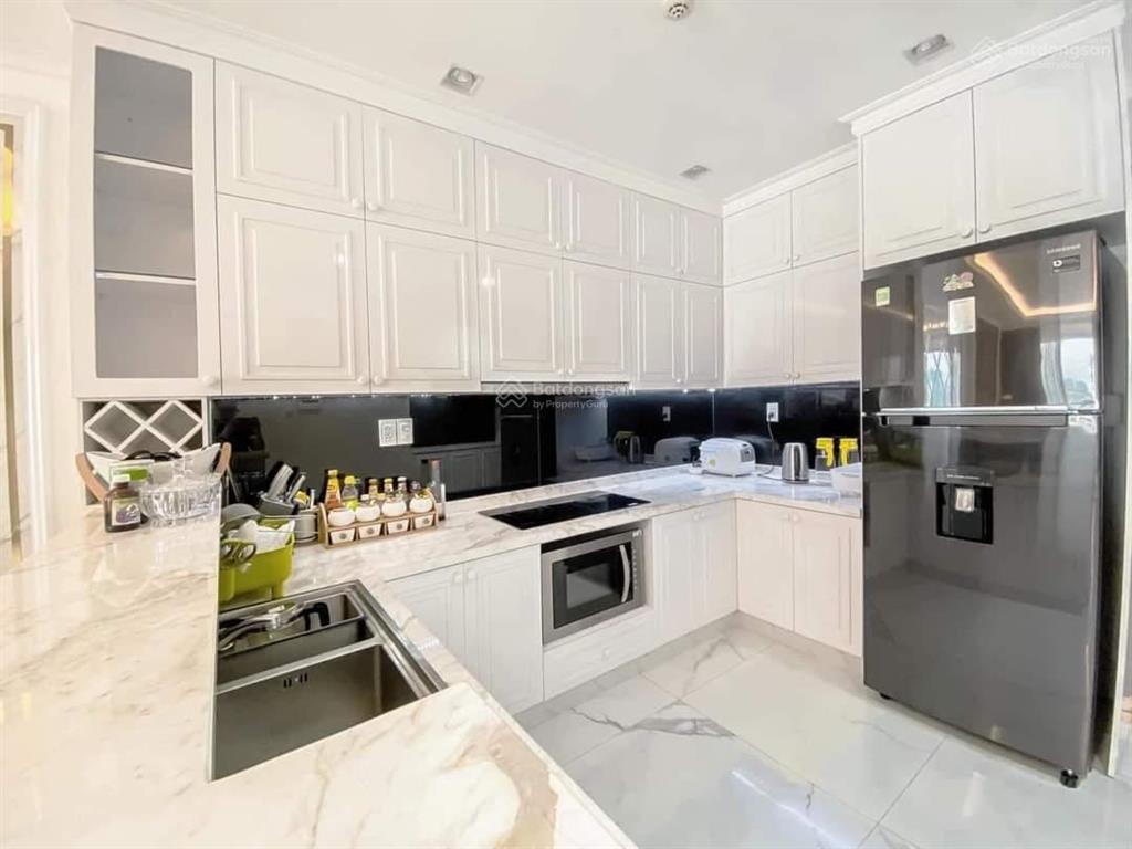 Bán căn hộ sunrise city 99m2, 2pn, full nội thất, giá 7,5 tỷ sổ hồng rồi cam kêt giá tốt nhất
