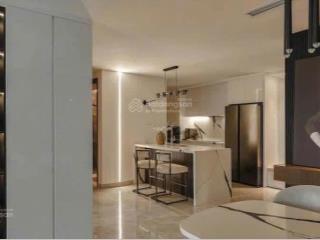 Sunrise city bán 3pn 147m2  8,8 tỷ, giá tốt xem ngay  sổ hồng sẵn công chứng sang tên trong ngày