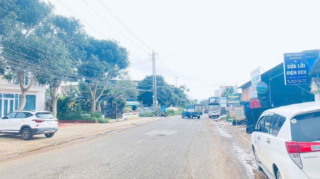 Đất víp mặt tiền Trần Bình Trọng, trung tâm đức trọng, lâm đồng