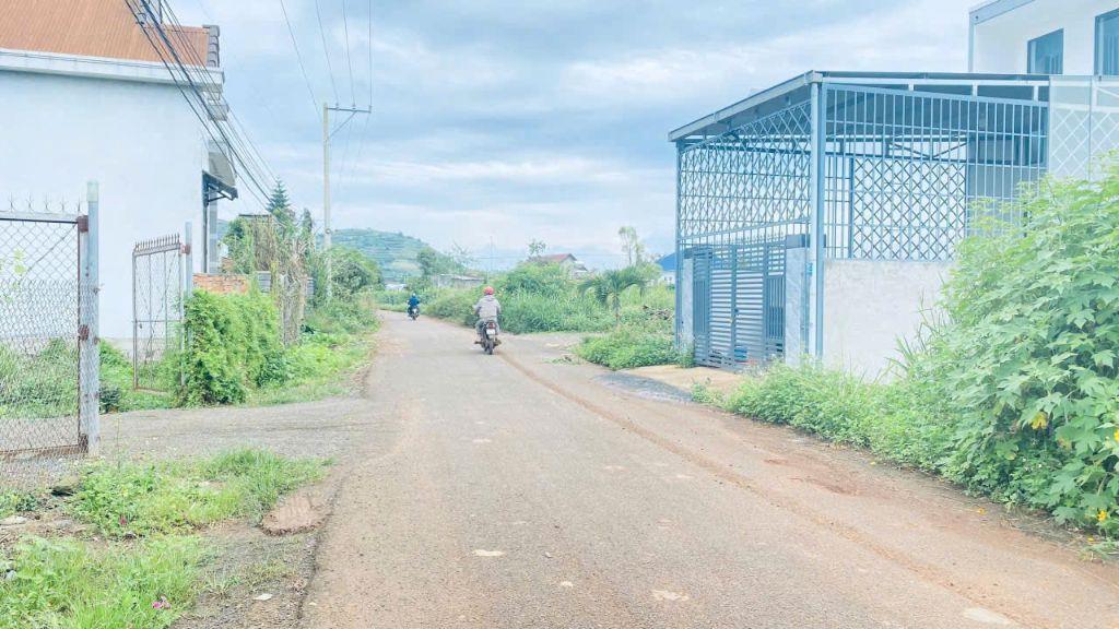 Bán 1,2 sào mặt tiền nhựa nhánh dt724, phú hội cũ, Đức trọng, lâm Đồng